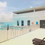 Cómodo apartamento cerca al mar.